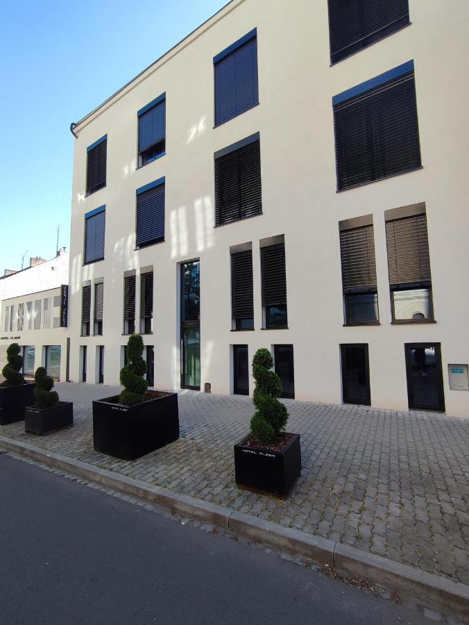 Hotel Plzen Exterior photo