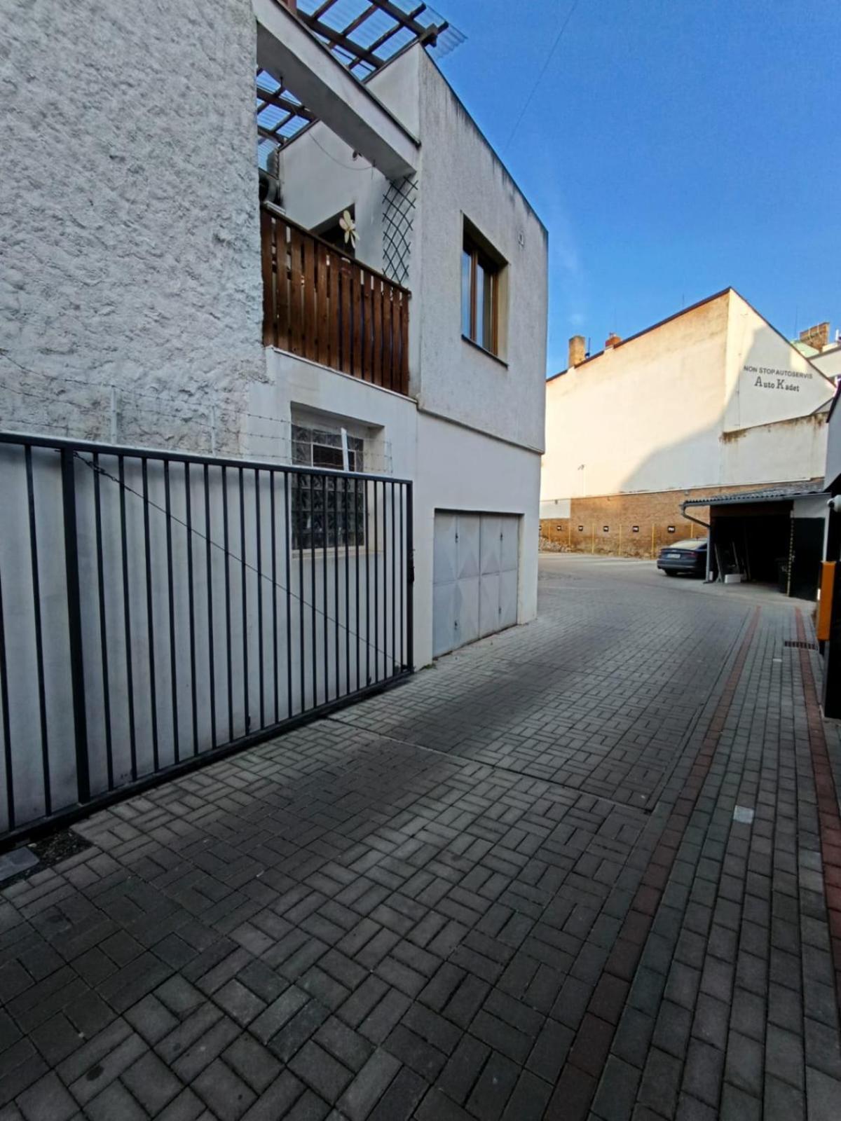 Hotel Plzen Exterior photo